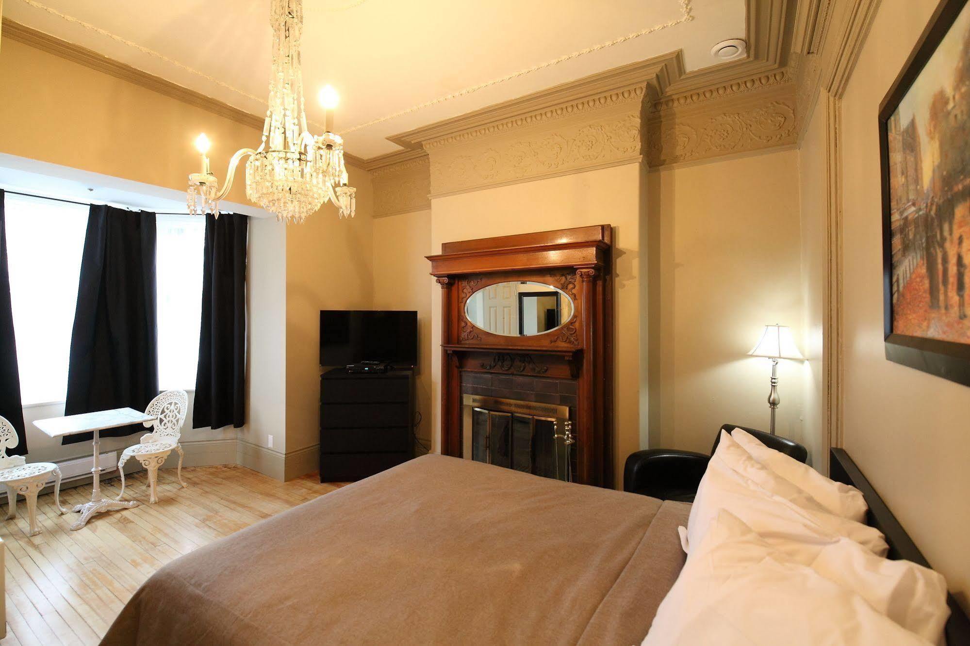 Hotel Manoir Vieux-Quebec Eksteriør billede